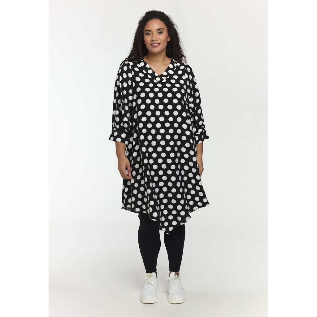 Studio SJuline Tunic Tunic Black with white dots